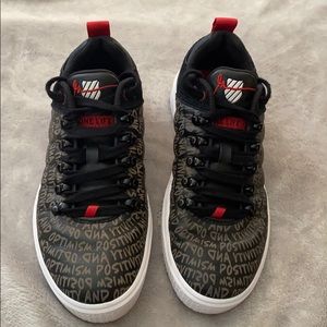 ❤️🖤K•Swiss “Positivity” & “Optimism” shoe, size 8